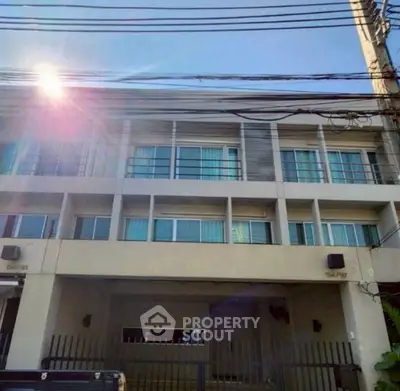 image_rental-27549942