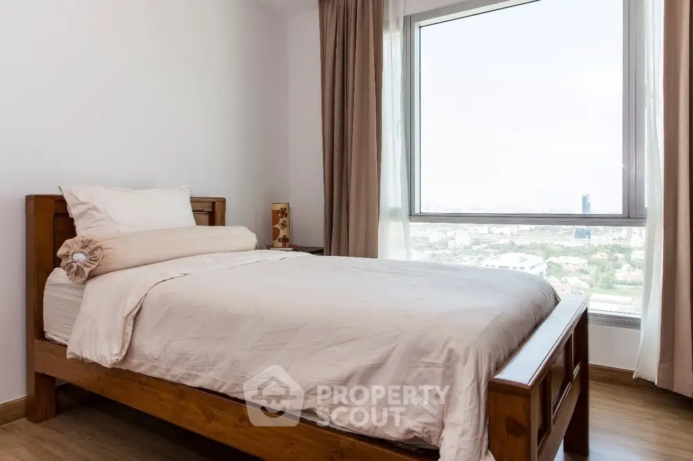  2 Bedrooms Condo -1