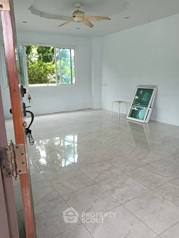 image_rental-28027606