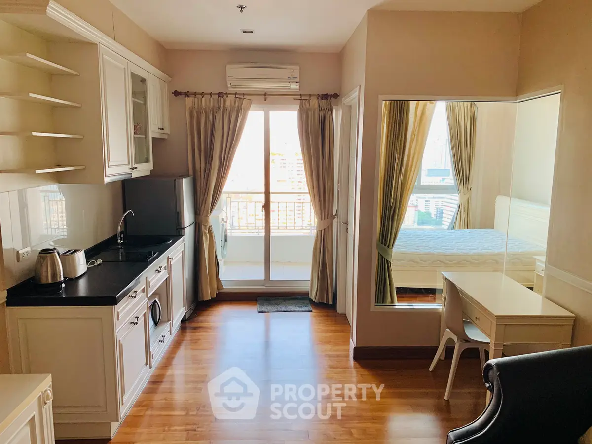  1 Bedroom Condo at Ivy Sathorn 10 Livingroom