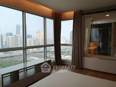 Luxurious corner unit with stunning city view and modern interior design