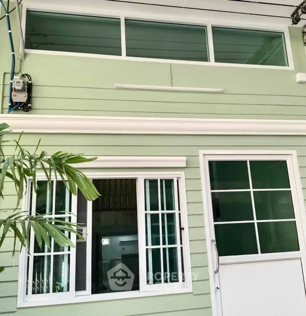 image_rental-26902344