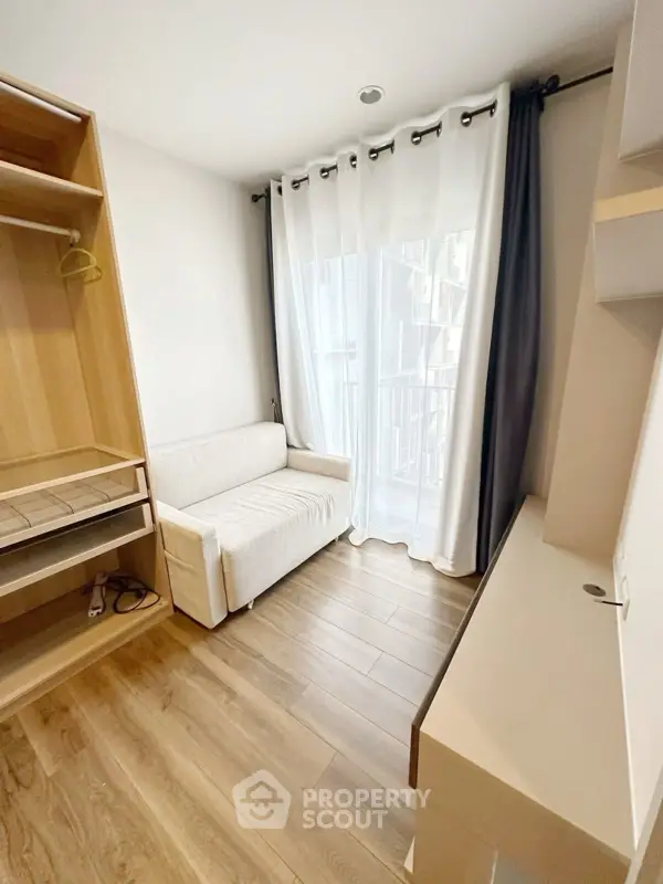 image_rental-27036025