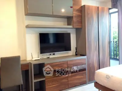 Fully Furnished 1 Bedroom Condo at Ideo Q Chula Samyan-1