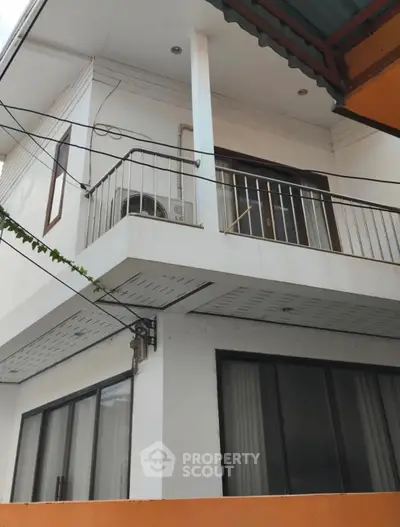 image_rental-25051760