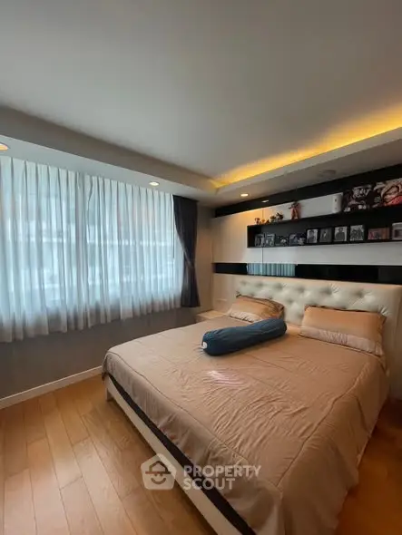 image_rental-27347779