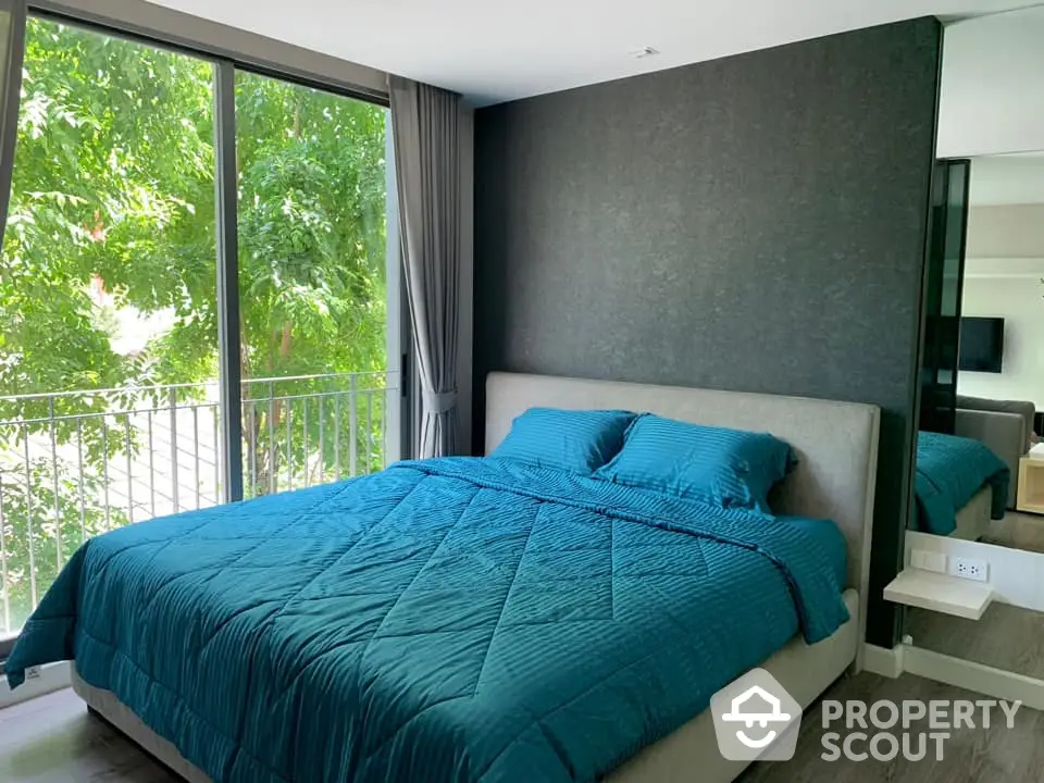  1 Bedroom Condo at The Room สุขุมวิท 40-1