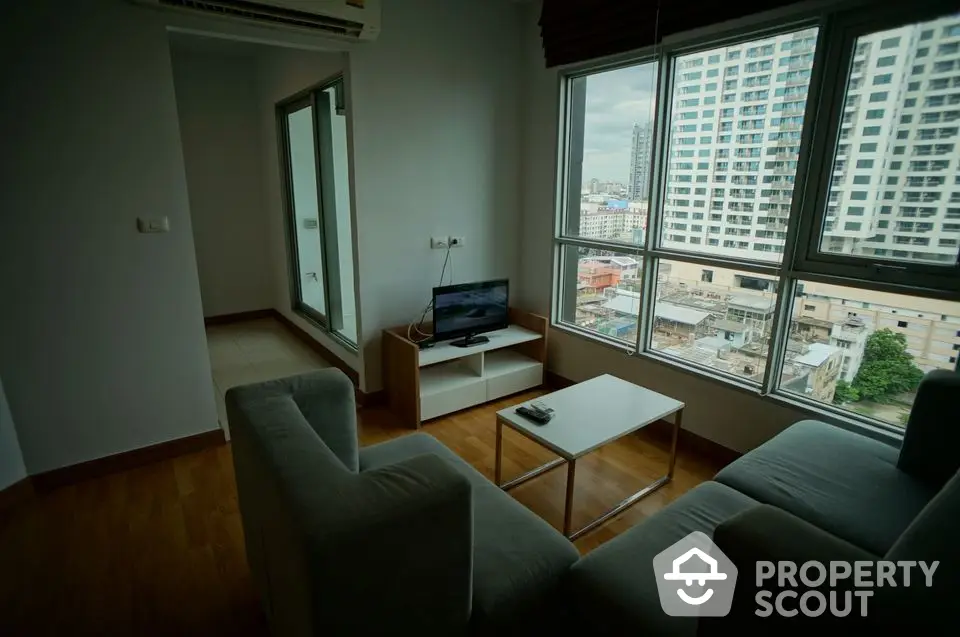 Fully Furnished 2 Bedrooms Condo at Aspire Rama 4-1