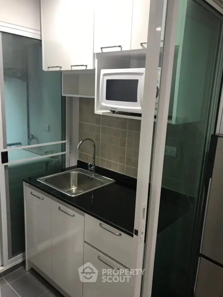  1 Bedroom Condo at Regent Home Sukhumvit 81-1