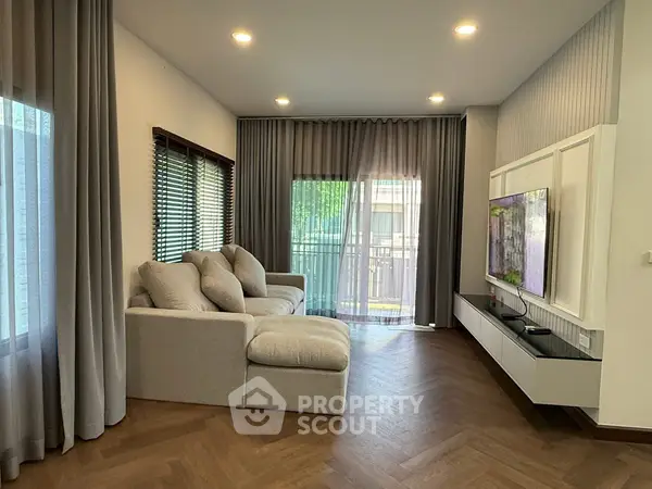 image_rental-28135141