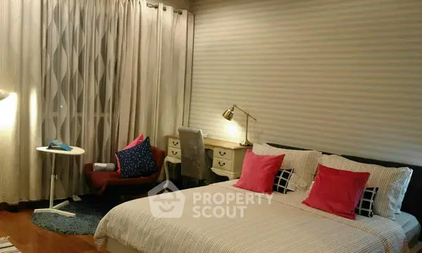 image_rental-5480416