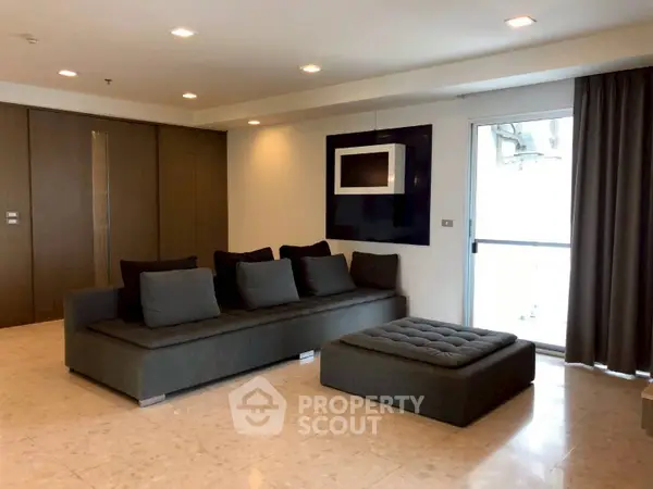 image_rental-31692449