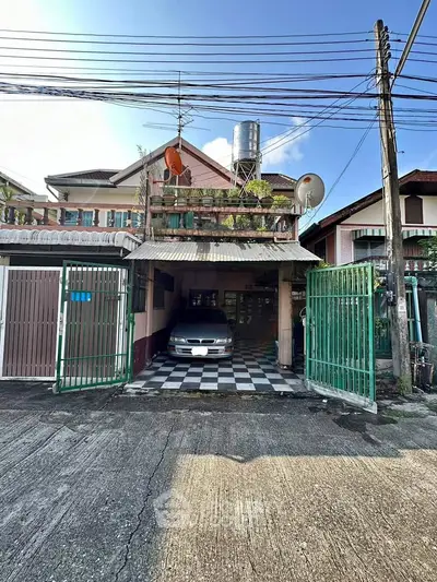 image_rental-29513978