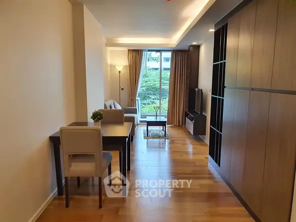 image_rental-5281645