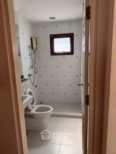 Cozy bathroom with modern fixtures and natural light