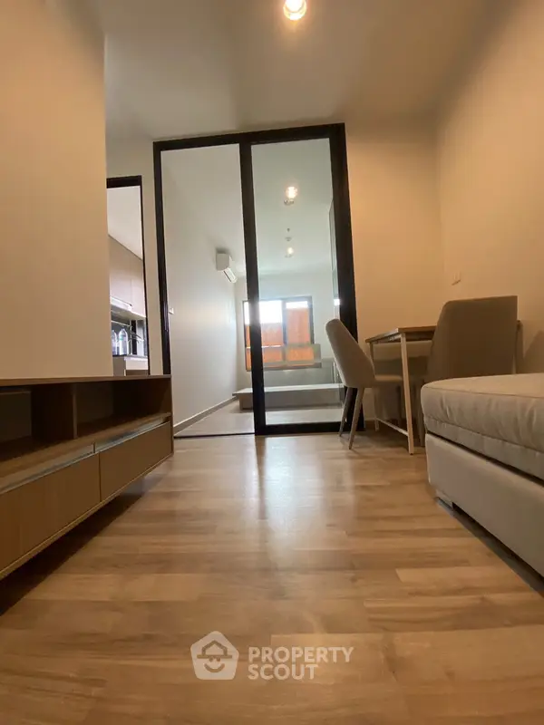 image_rental-31240100