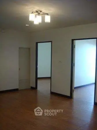  2 Bedrooms Condo -7