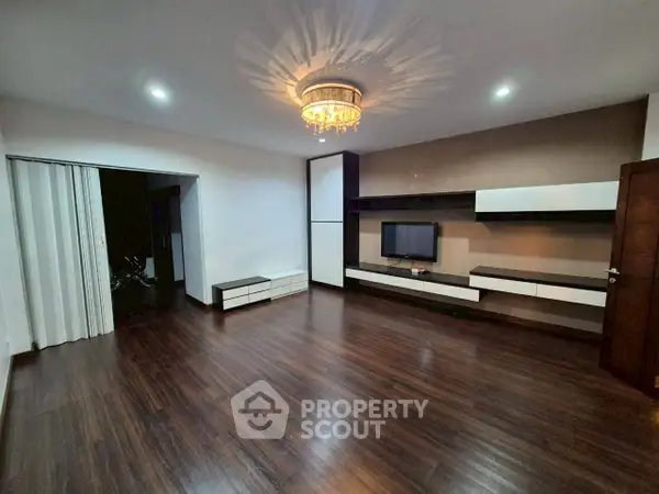 image_rental-31576049