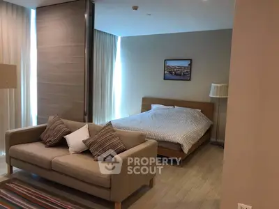 Fully Furnished 1 Bedroom Condo at The Room Sukhumvit 21-3