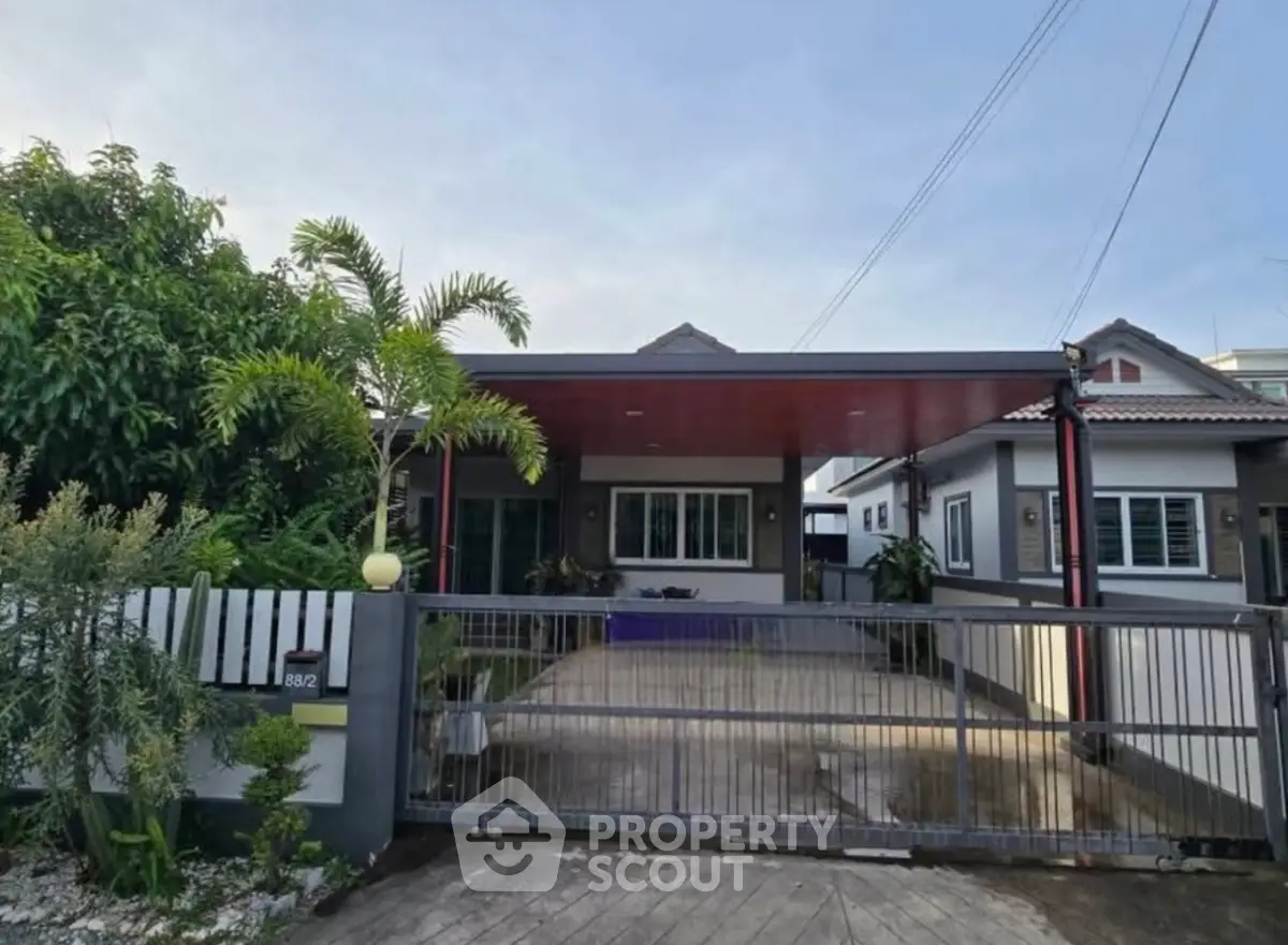 Screenshot 2568-11-13 at 21.55.31.jpg