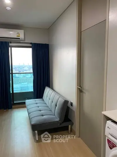 Fully Furnished 1 Bedroom Condo at Lumpini Suite Dindaeng Ratchaprarop-4