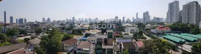 2 Bedrooms Condo at The Niche สุขุมวิท 49-3