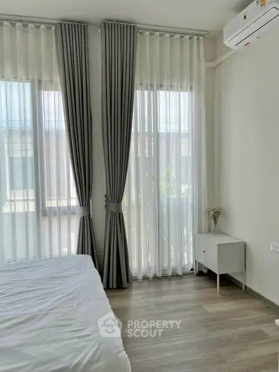 image_rental-31024054