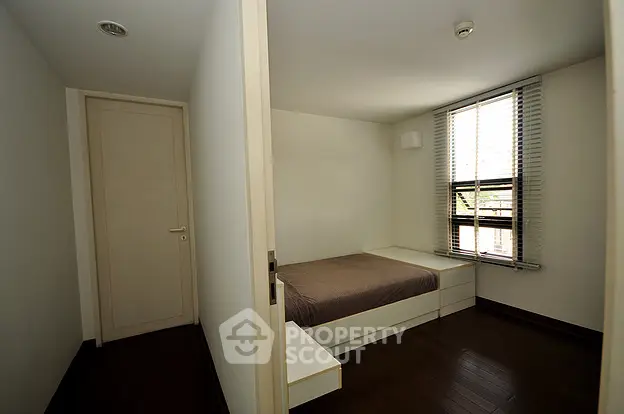 Fully Furnished 2 Bedrooms Apartment at พี 202 บูติค อพาร์ทเม้นท์-1