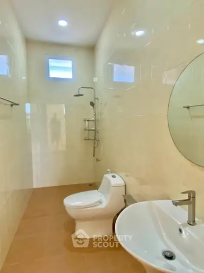 Modern bathroom with sleek fixtures and elegant tile design