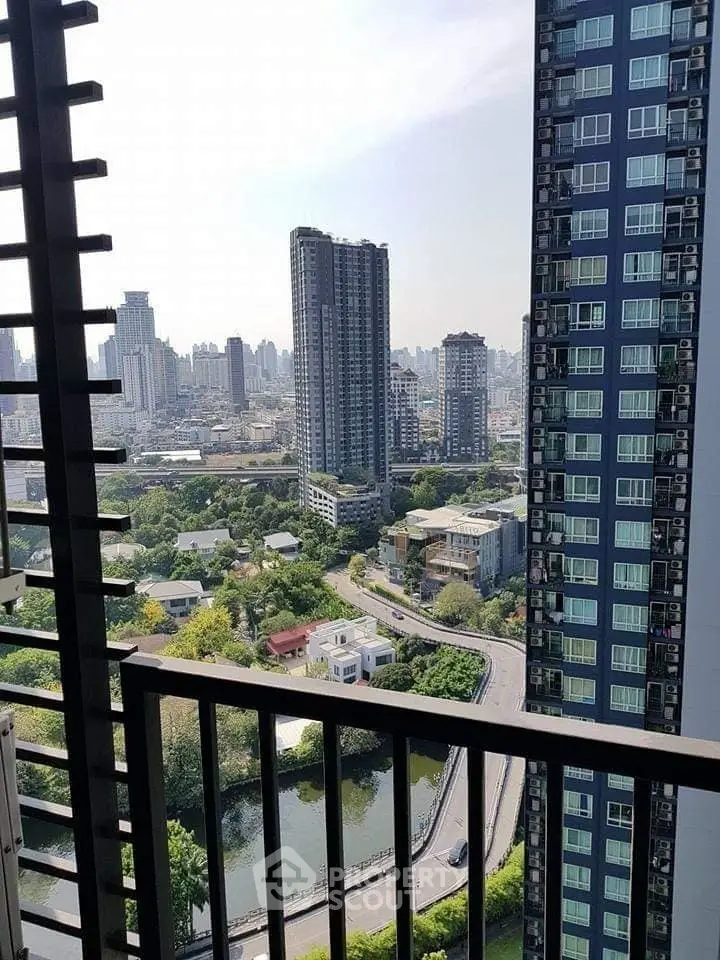  1 Bedroom Condo at The Base Sukhumvit 77-1