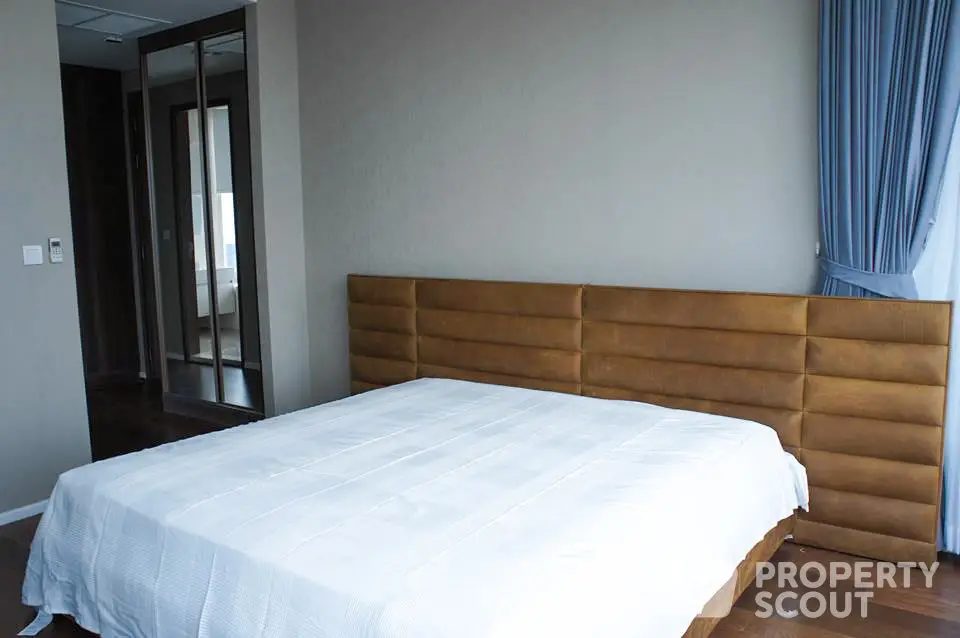  3 Bedrooms Condo at Menam Residences-1