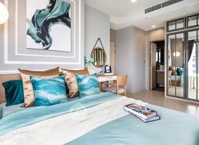 Luxurious bedroom with modern decor and stylish furnishings