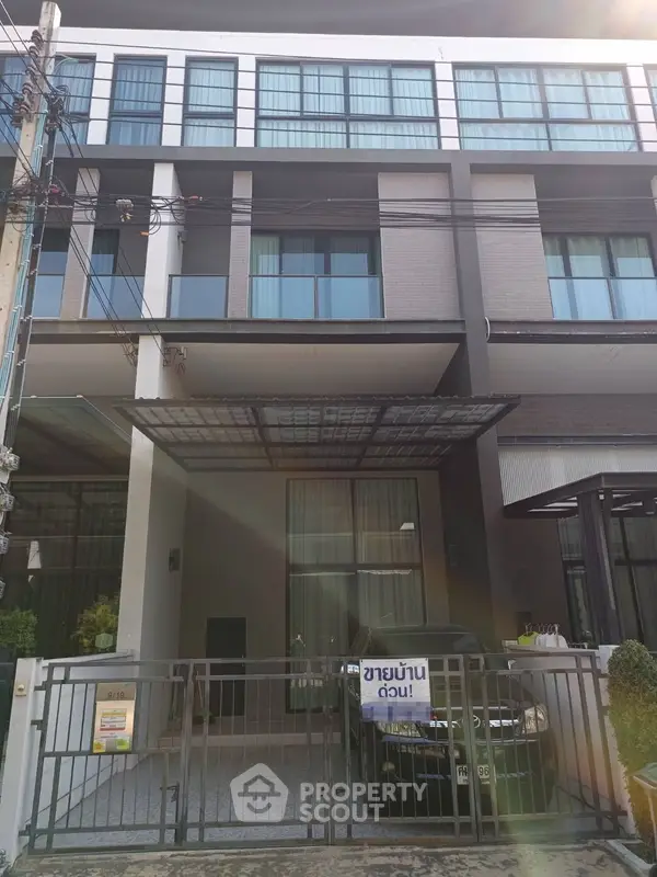 image_rental-23032861