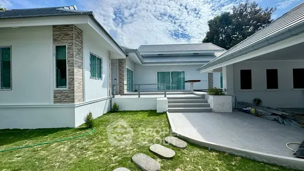 image_rental-27135503