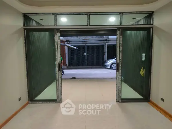 image_rental-30151362