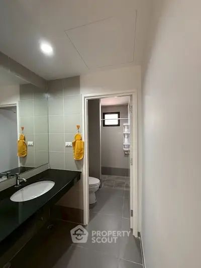Modern bathroom with sleek design and spacious layout