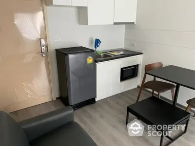  2 Bedrooms Condo at Rich Park Triple Station-4