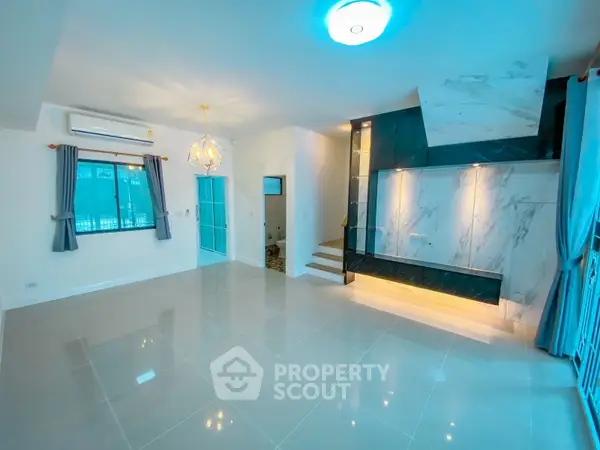 image_rental-8306733