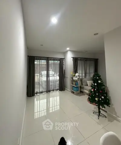 image_rental-31147698