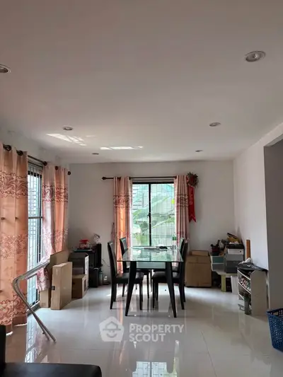 image_rental-30791376