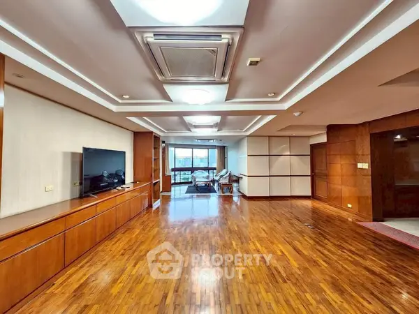 image_rental-26725105