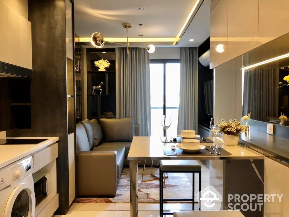  2 Bedrooms Condo at Life One Wireless ไลฟ์ วัน วิทยุ-1