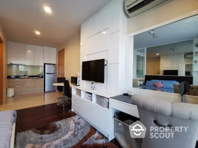  1 Bedroom Condo at Circle Condominium-4