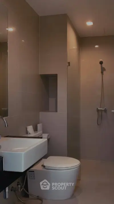  1 Bedroom Condo at Ideo Blucove Sukhumvit-5