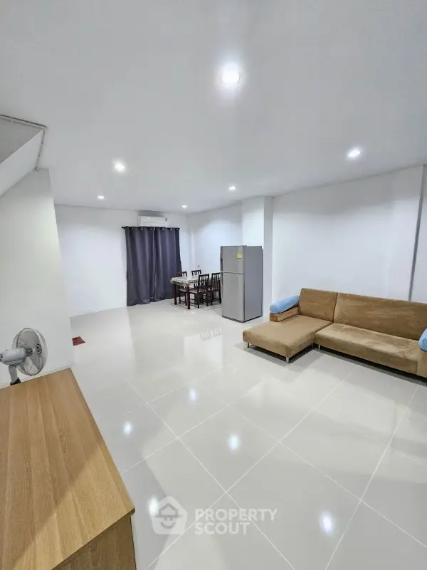 image_rental-27729145