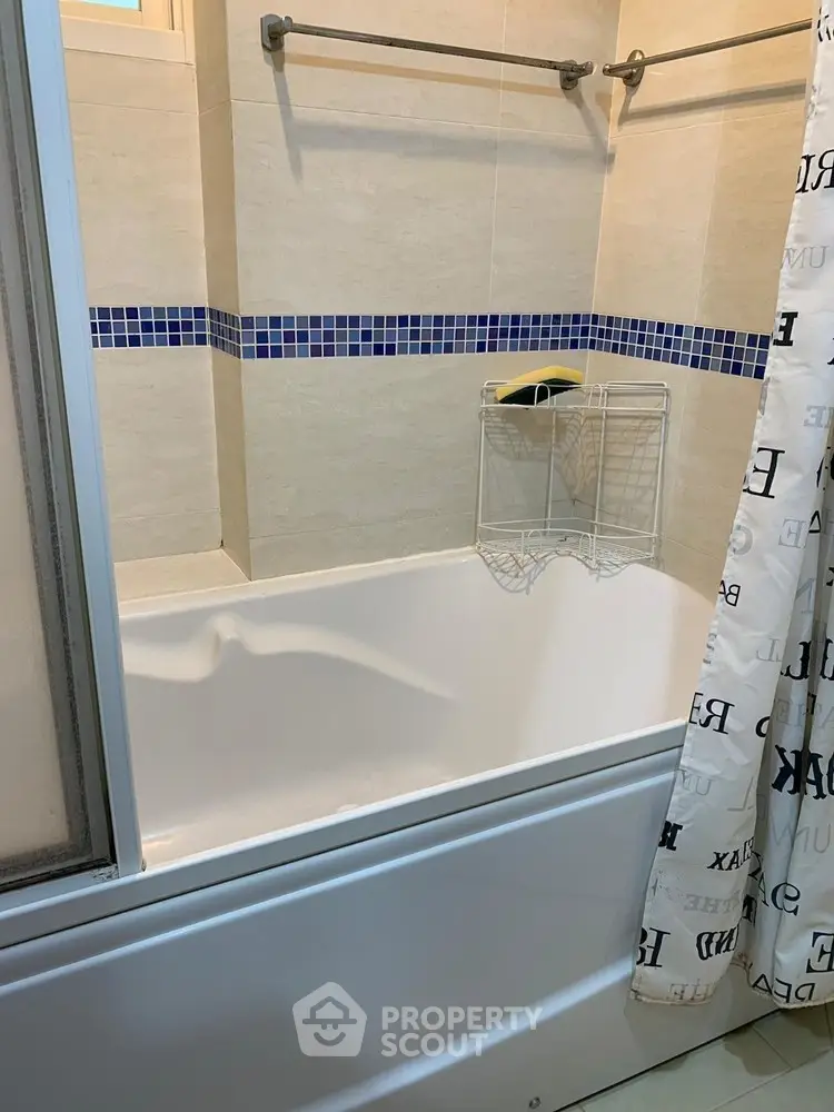  1 Bedroom Condo at Life Sukhumvit-1