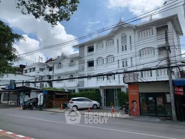 image_rental-10729000