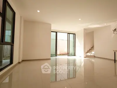 image_rental-29397178