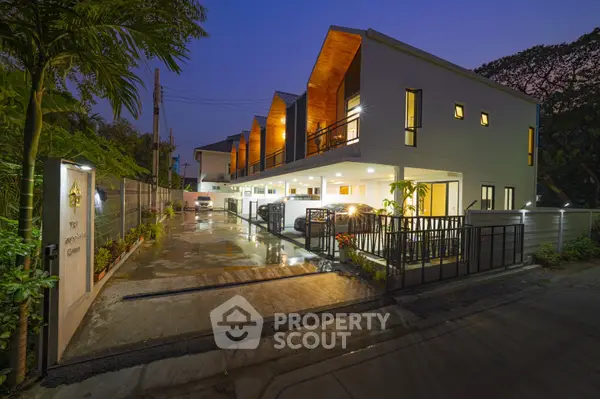 image_rental-8486917