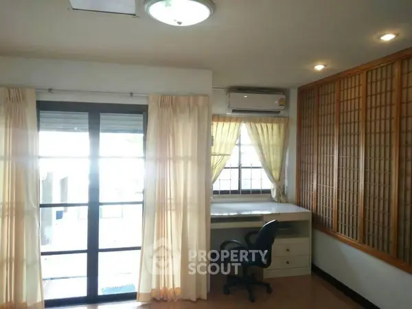 image_rental-8026001